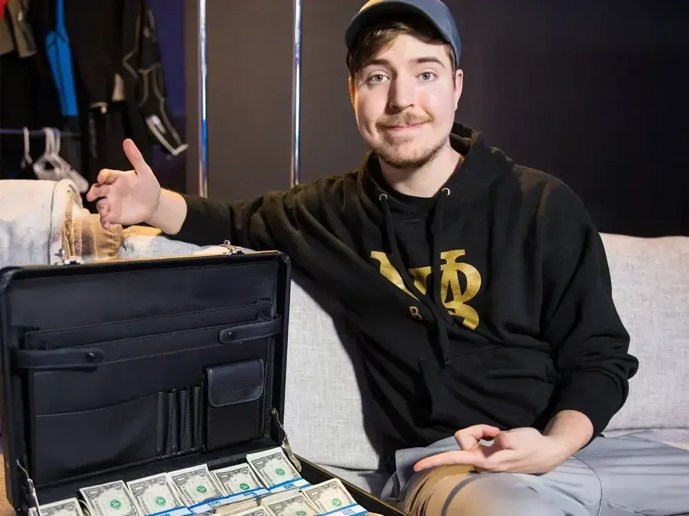 Cash and designer giveaway