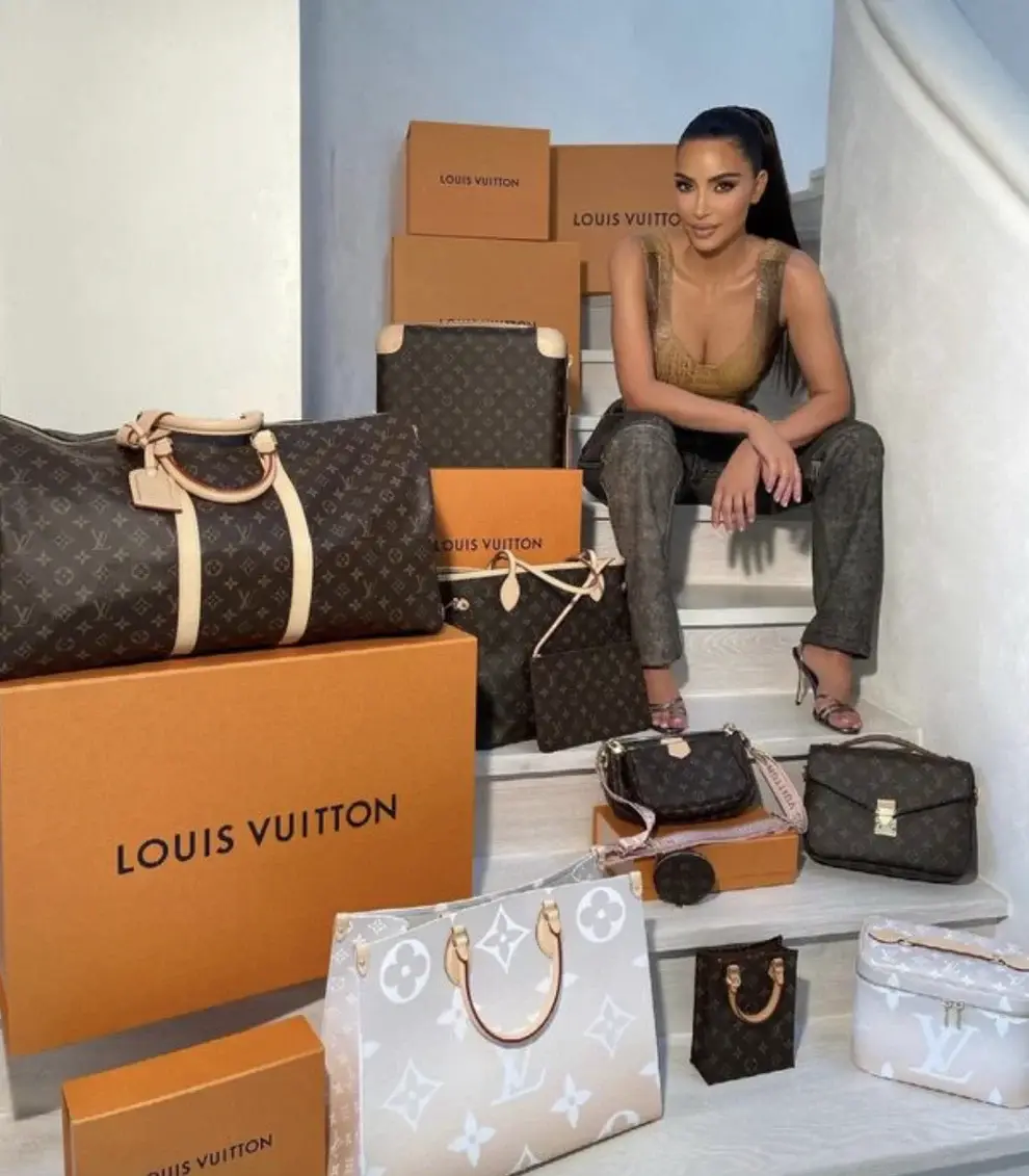 Mega-influencer designer luggage giveaway